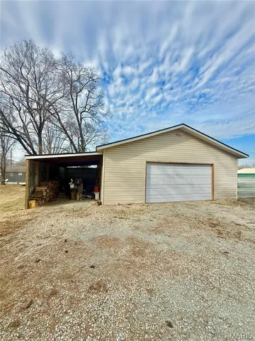$285,000 | 308 Monroe Street, Desloge, MO 63601