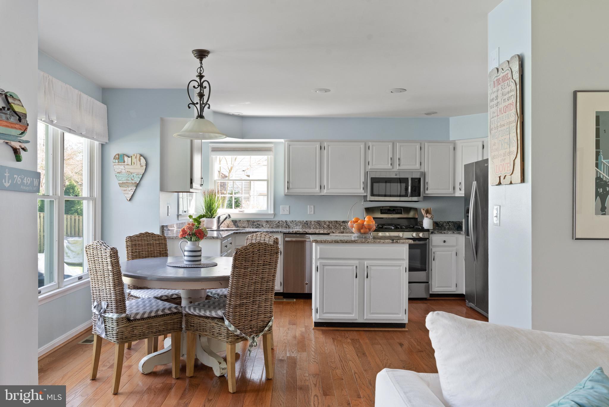 416 Riding Ridge Road Annapolis, MD 21403 - Photo 11 of 46 Plenty of room for a table and chairs