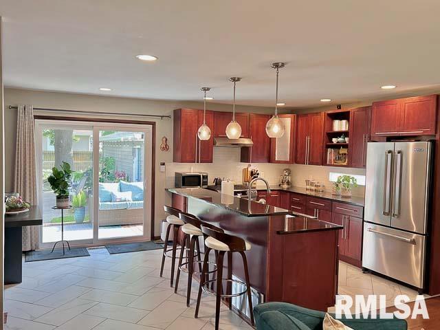 2308 Blackhawk Road Springfield, IL 62702 - Photo 8 of 17