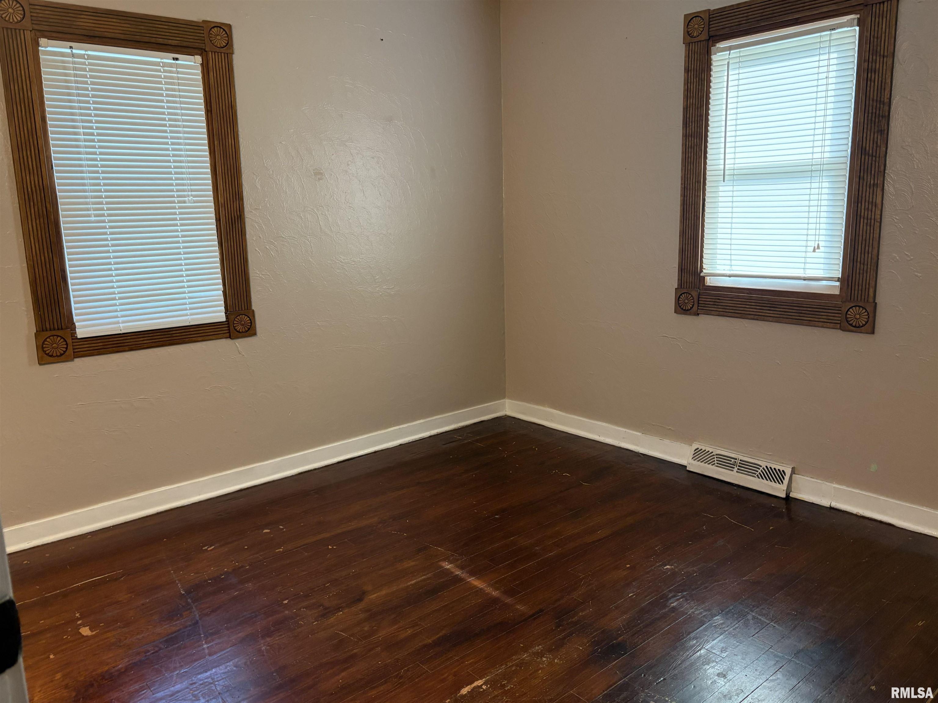 22605 Veterans Road Morton, IL 61550 - Photo 7 of 11