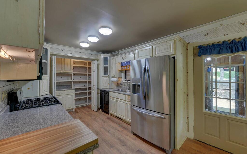 999 Old Mill Road Mineral Bluff, GA 30559 - Photo 7 of 42 Gallery Image 7
