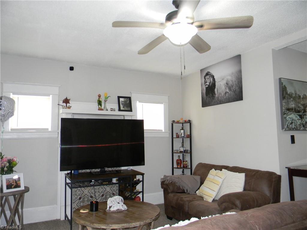 902 Meredith Street High Point, NC 27260 - Photo 3 of 20 Gallery Image 3