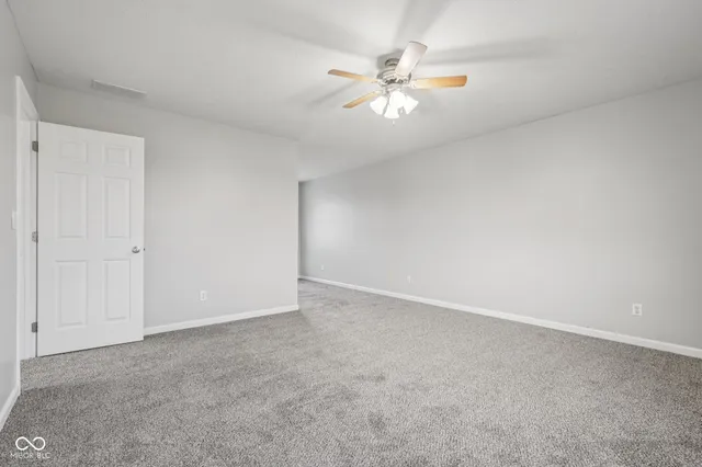 $329,000 | 1916 North Sandal Wood Drive, Yorktown, IN 47396