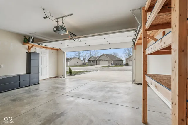 $329,000 | 1916 North Sandal Wood Drive, Yorktown, IN 47396