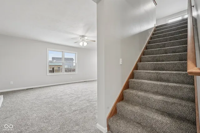 $329,000 | 1916 North Sandal Wood Drive, Yorktown, IN 47396