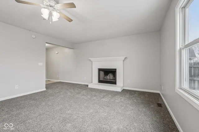 $329,000 | 1916 North Sandal Wood Drive, Yorktown, IN 47396