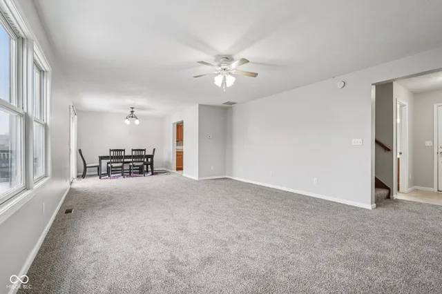 $329,000 | 1916 North Sandal Wood Drive, Yorktown, IN 47396