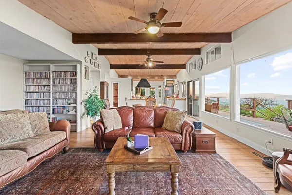 $1,090,000 | 440 Hillside Road, San Juan Bautista, CA 95045