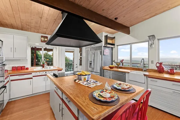 $1,090,000 | 440 Hillside Road, San Juan Bautista, CA 95045