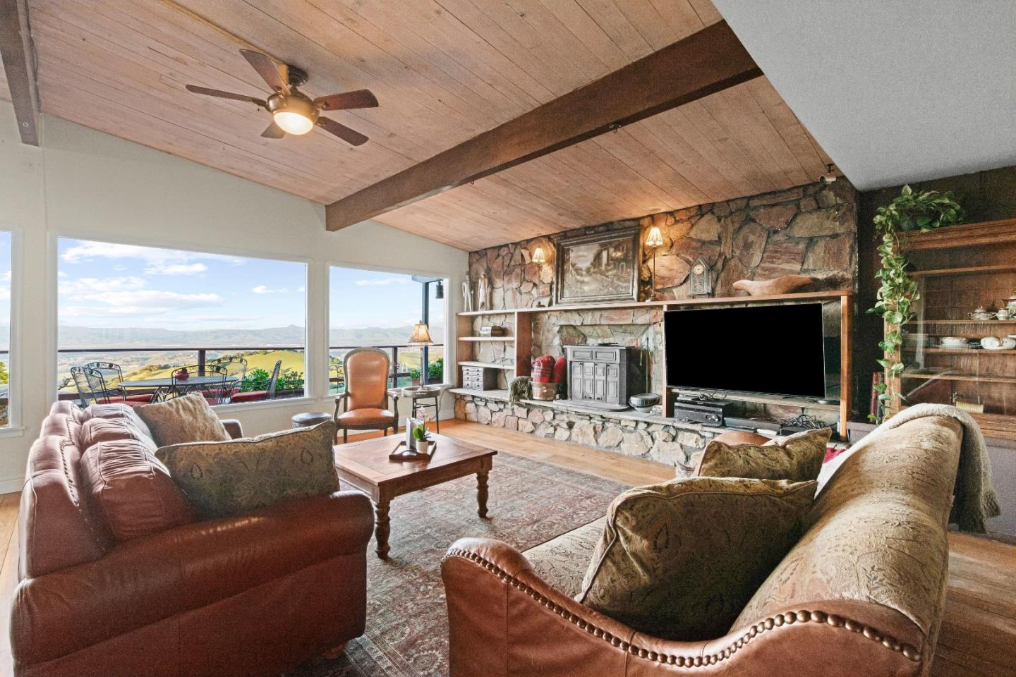 440 Hillside Road San Juan Bautista, CA 95045 - Photo 16 of 24