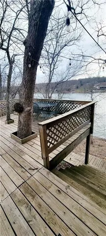 $235,000 | 61 North Lakeview Road, Mapleton, KS 66754