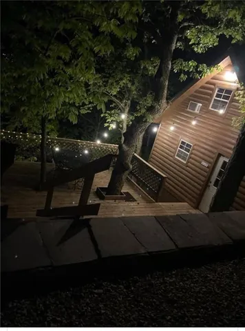 $235,000 | 61 North Lakeview Road, Mapleton, KS 66754