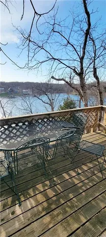 $235,000 | 61 North Lakeview Road, Mapleton, KS 66754