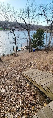 $235,000 | 61 North Lakeview Road, Mapleton, KS 66754