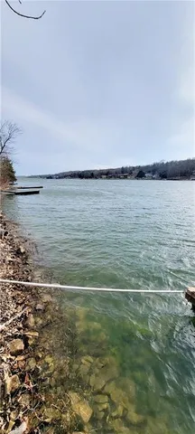 $235,000 | 61 North Lakeview Road, Mapleton, KS 66754