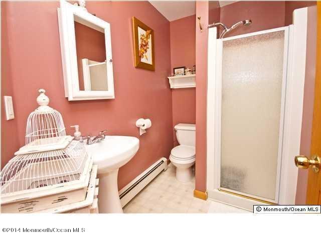 1309 Gully Road Neptune, NJ 07753 - Photo 16 of 24 2nd Floor Full Guest Bath