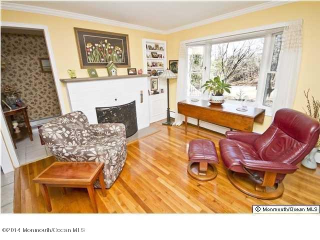1309 Gully Road Neptune, NJ 07753 - Photo 4 of 24 DiningArea