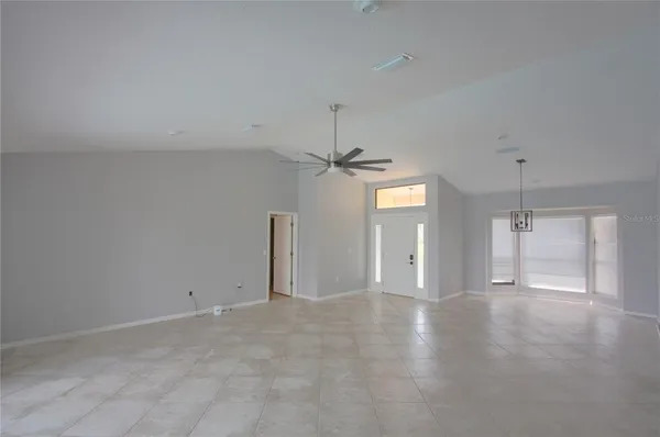 $3,195 | 6907 Ranch Road, Sarasota, FL 34243