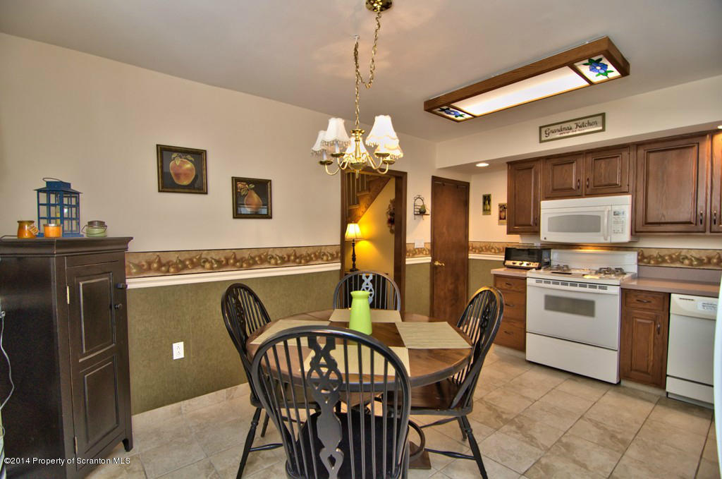 531 Green Ridge Street Scranton, PA 18509 - Photo 12 of 50 Gallery Image 12