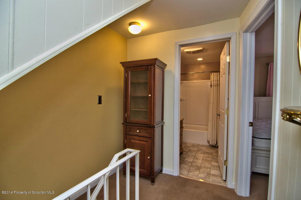 531 Green Ridge Street Scranton, PA 18509 - Photo 14 of 50 Gallery Image 14