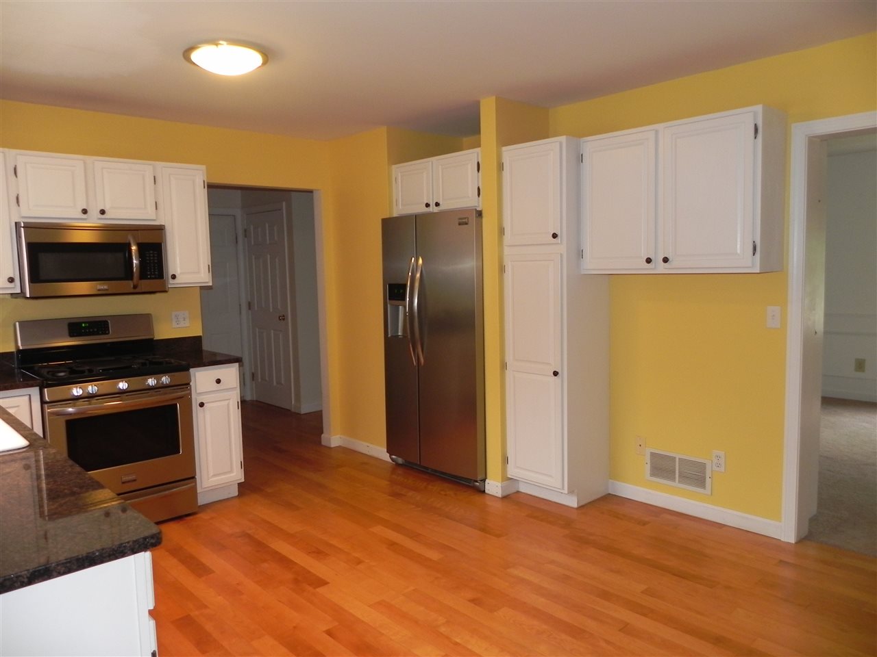 40 Field Ridge Drive Milton, VT 05468 - Photo 2 of 29 Gallery Image 2