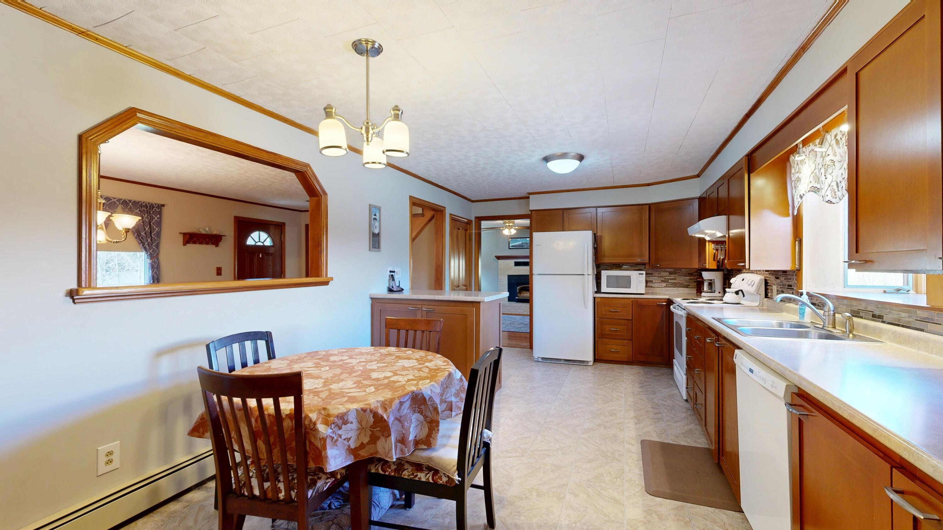 868 Paris Road Hebron, ME 04238 - Photo 14 of 96 868-Paris-Road-04282026_101737