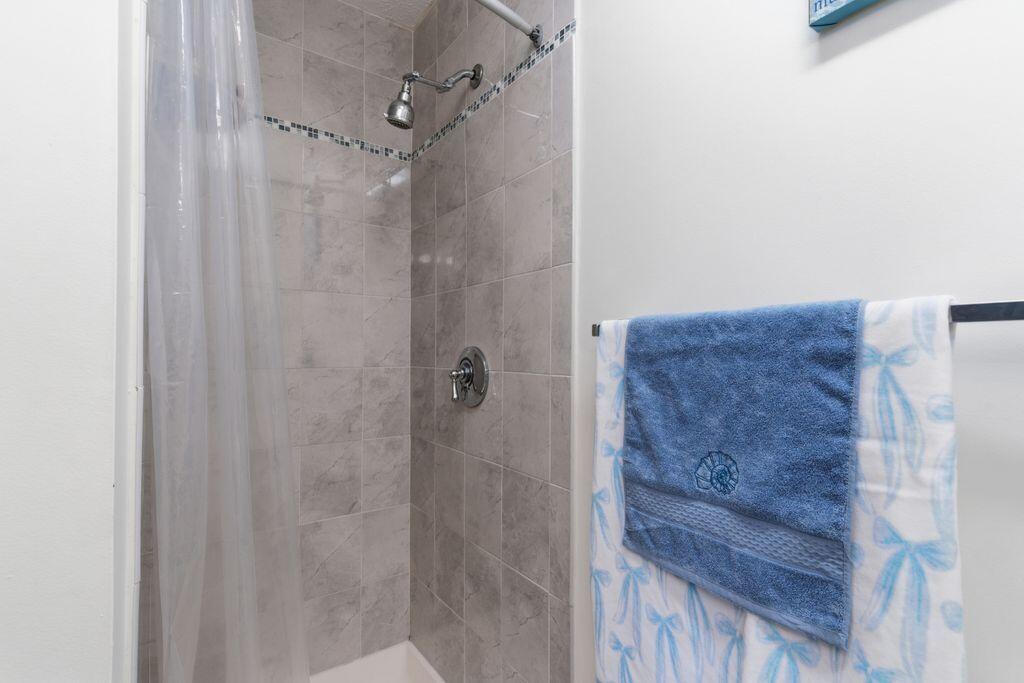 376 Mile Road, Unit 202 Wells, ME 04090 - Photo 17 of 50 Bathroom