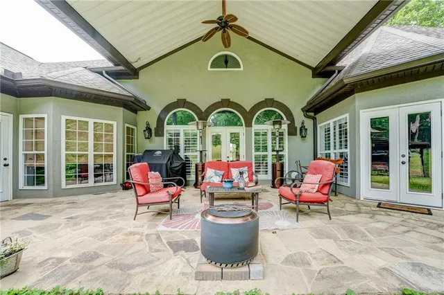 $899,999 | 416 Spring Place Road Northeast, White, GA 30184