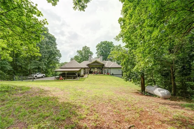 $899,999 | 416 Spring Place Road Northeast, White, GA 30184