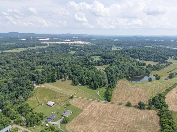 $849,999 | 416 Spring Place Road Northeast, White, GA 30184