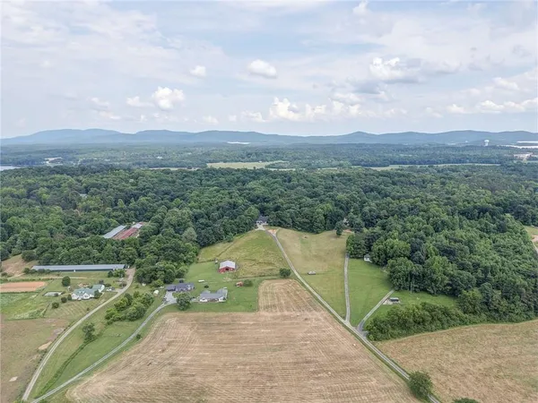 $849,999 | 416 Spring Place Road Northeast, White, GA 30184