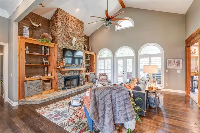 $899,999 | 416 Spring Place Road Northeast, White, GA 30184