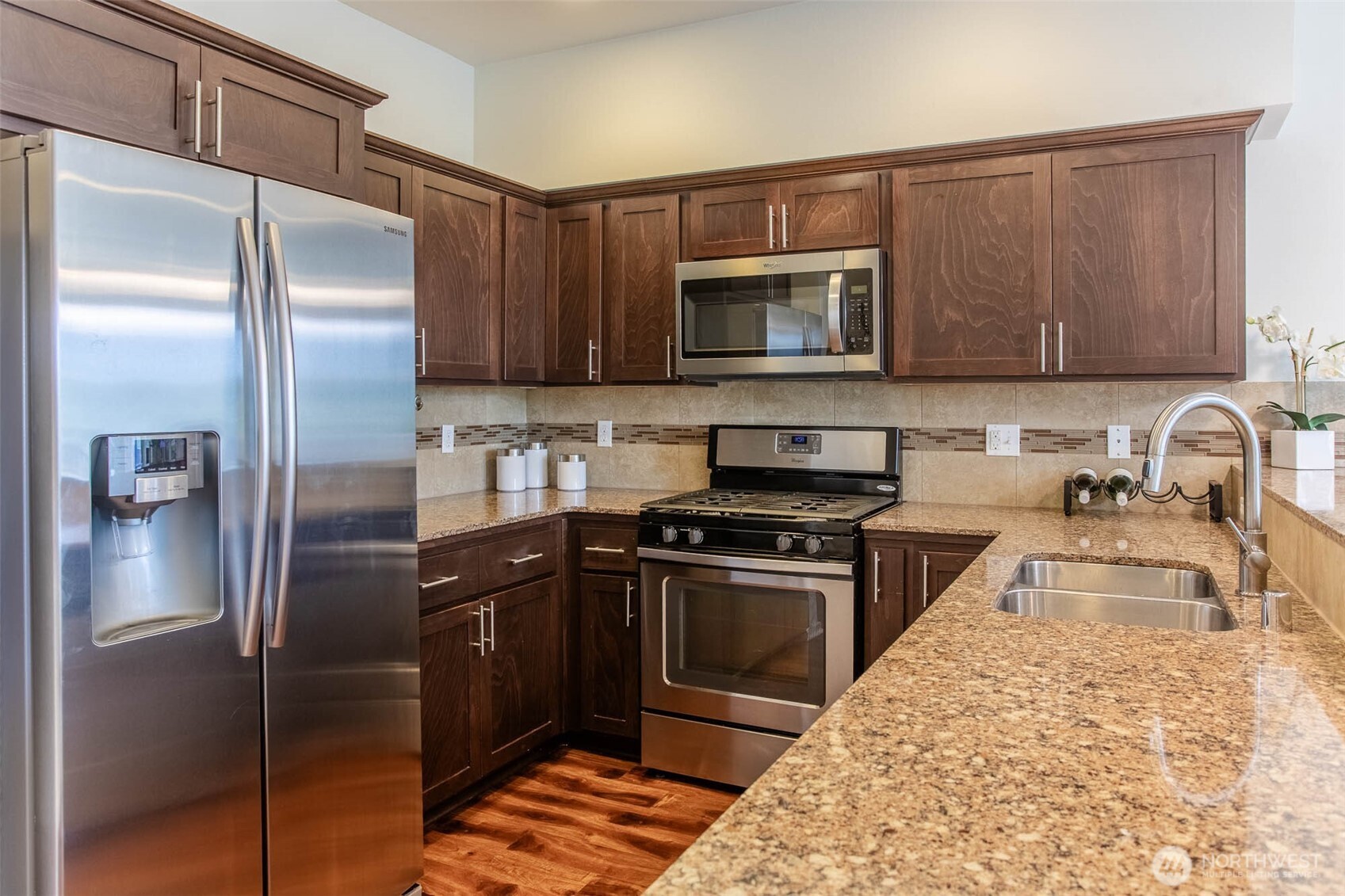 2115 201st Place Southeast, Unit R103 Bothell, WA 98012 - Photo 8 of 28
