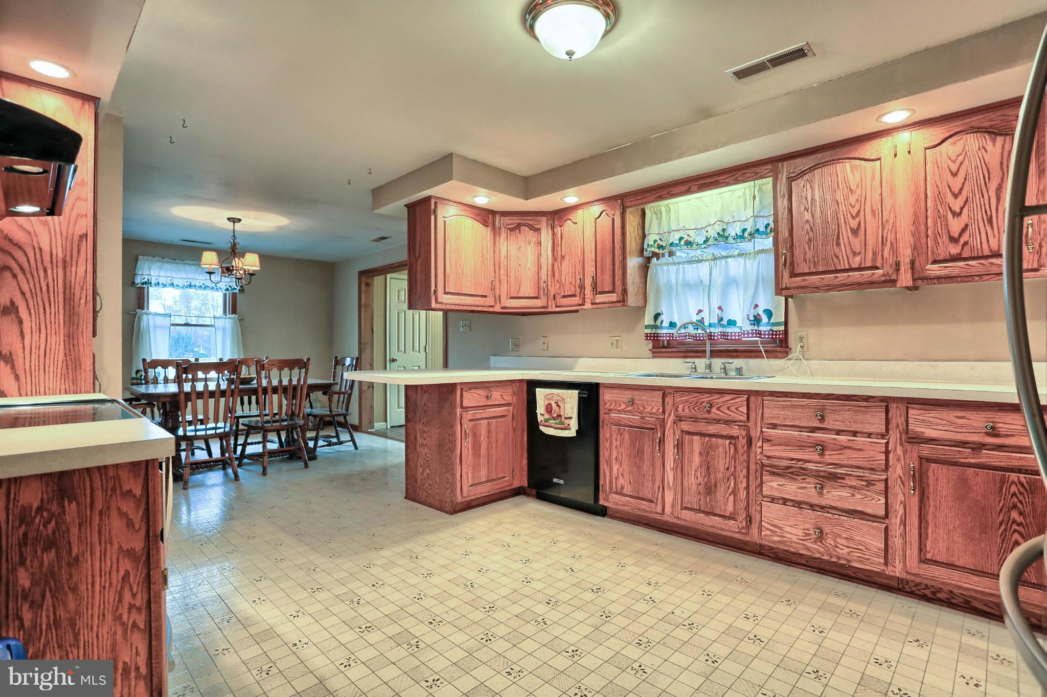 263 Neil Road Shippensburg, PA 17257 - Photo 8 of 30 Kitchen