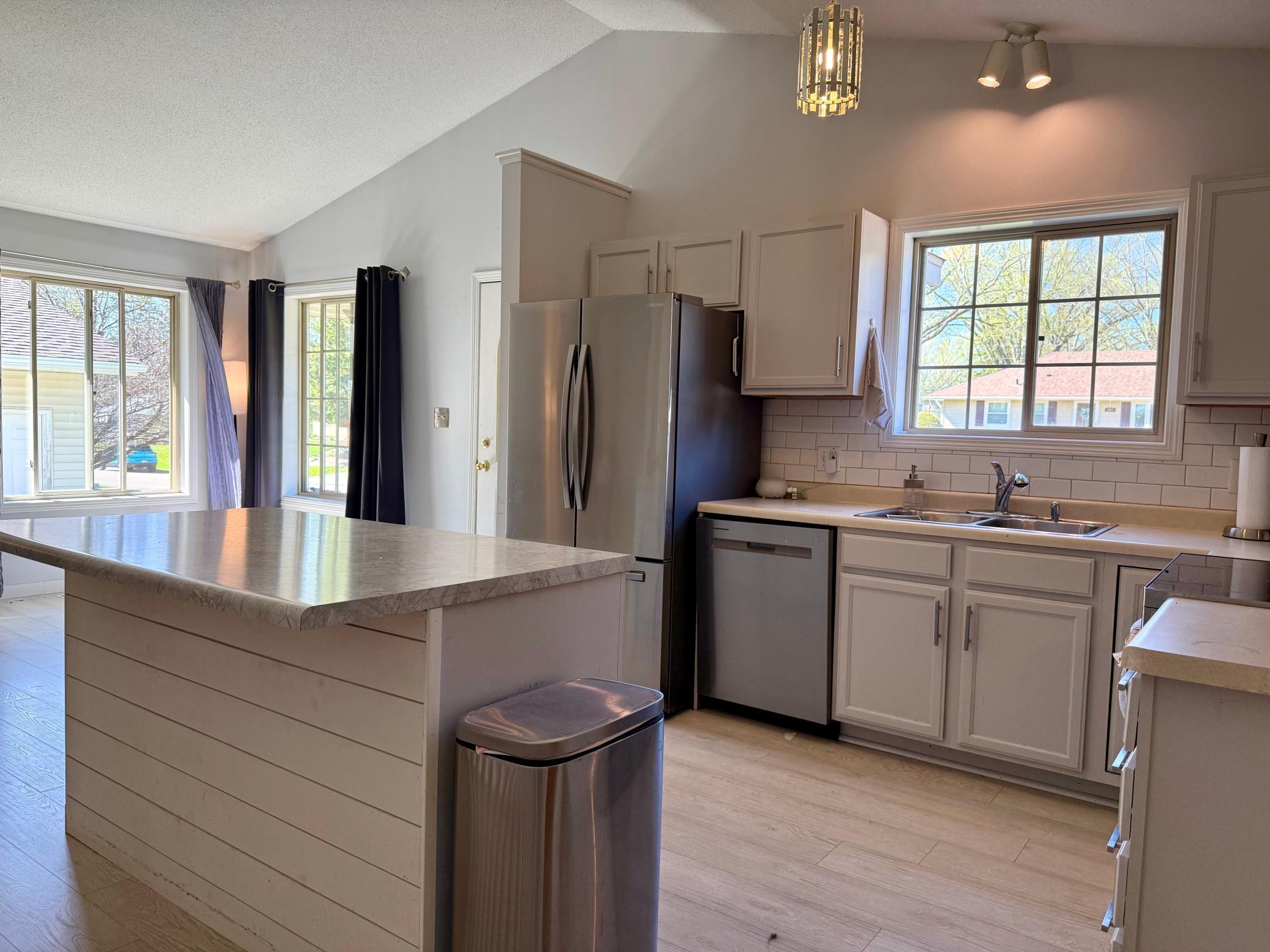 3818 Strathmore Lane Southeast Rochester, MN 55904 - Photo 2 of 45