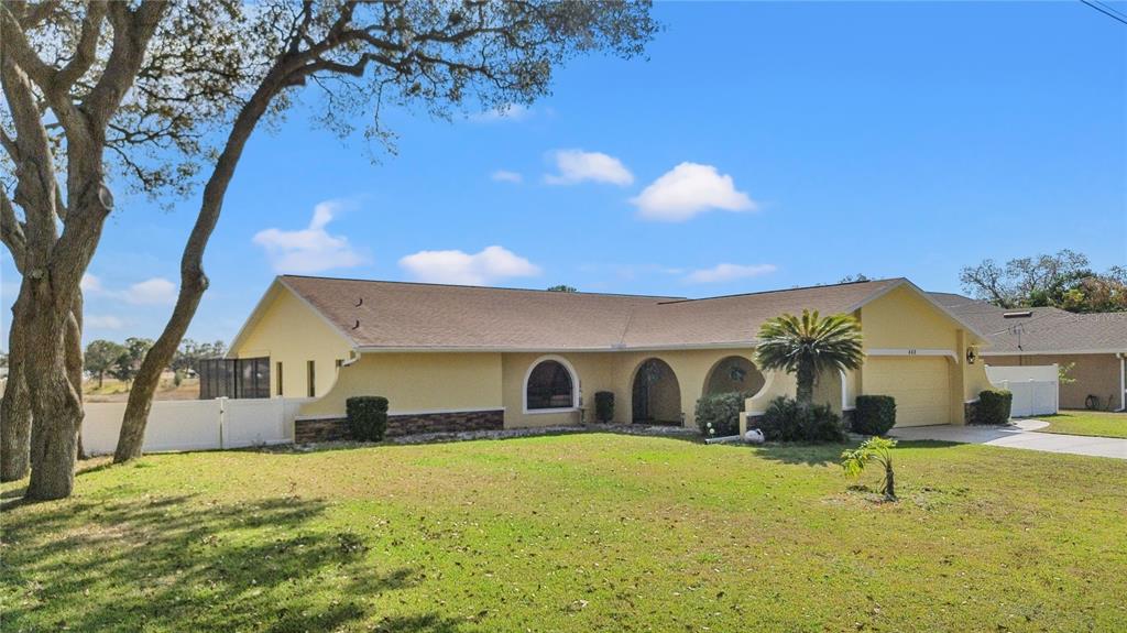 488 Fieldstone Lane Spring Hill, FL 34606 - Photo 3 of 55