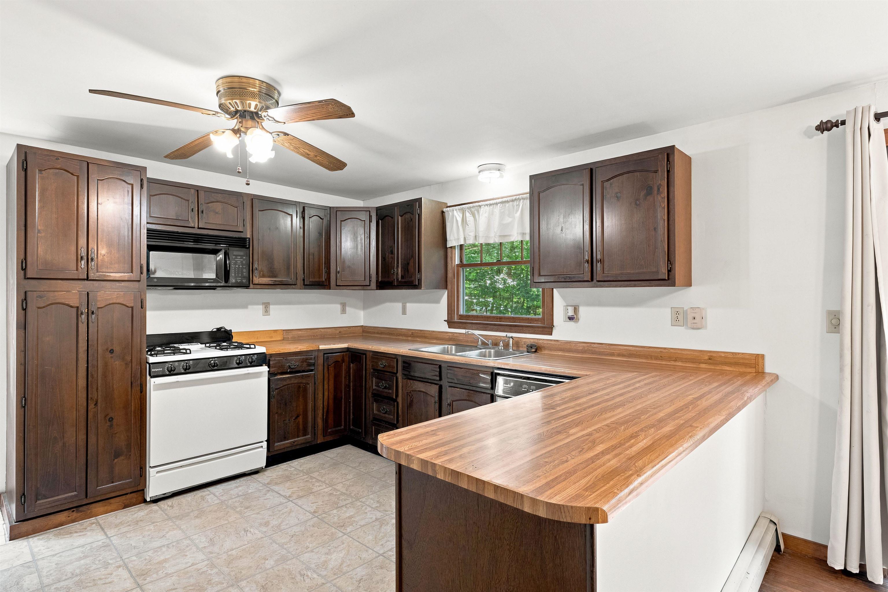 8 Bean Hill Road Belmont, NH 03220 - Photo 12 of 44 Gallery Image 12