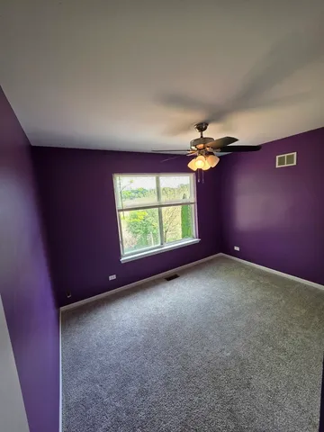 $479,900 | 7943 Dada Drive, Gurnee, IL 60031