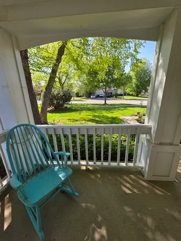 $479,900 | 7943 Dada Drive, Gurnee, IL 60031