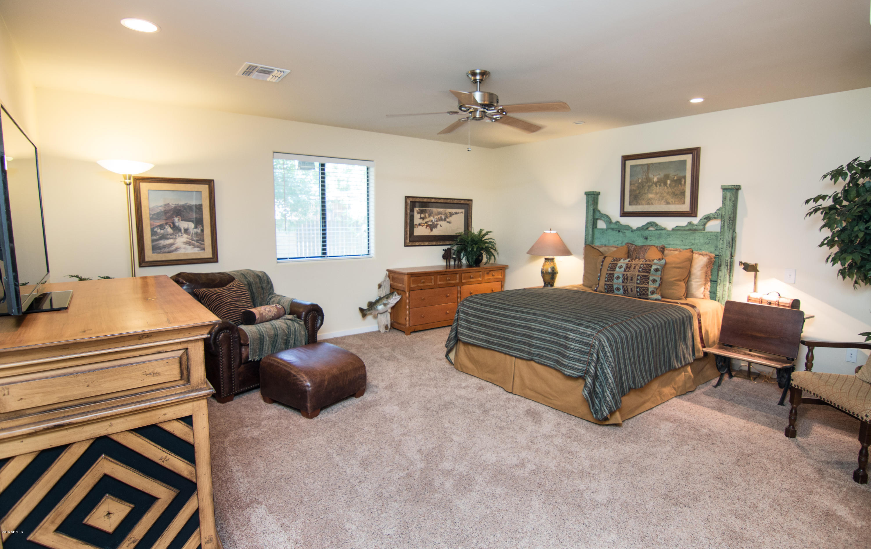 2167 East Willis Road Gilbert, AZ 85297 - Photo 16 of 79 IMG_8913