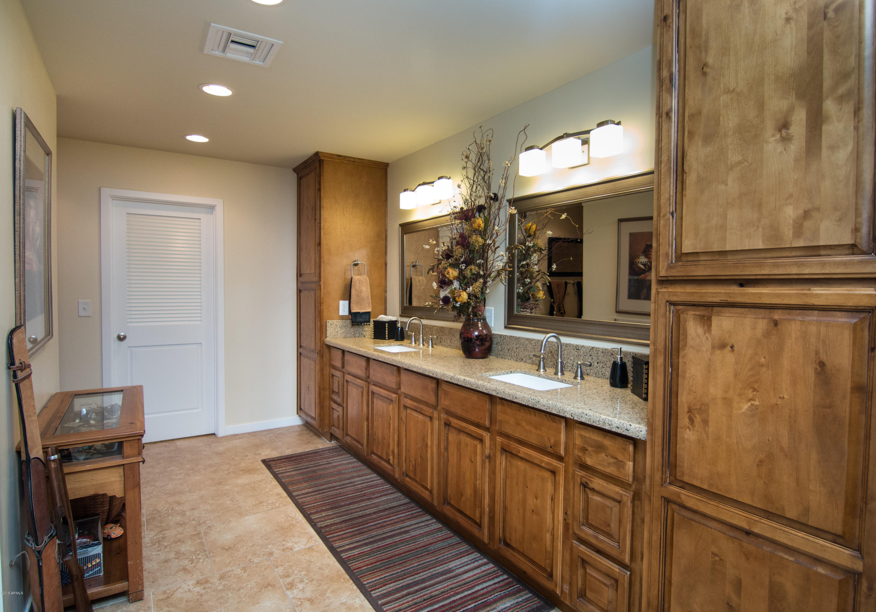 2167 East Willis Road Gilbert, AZ 85297 - Photo 20 of 79 IMG_8919