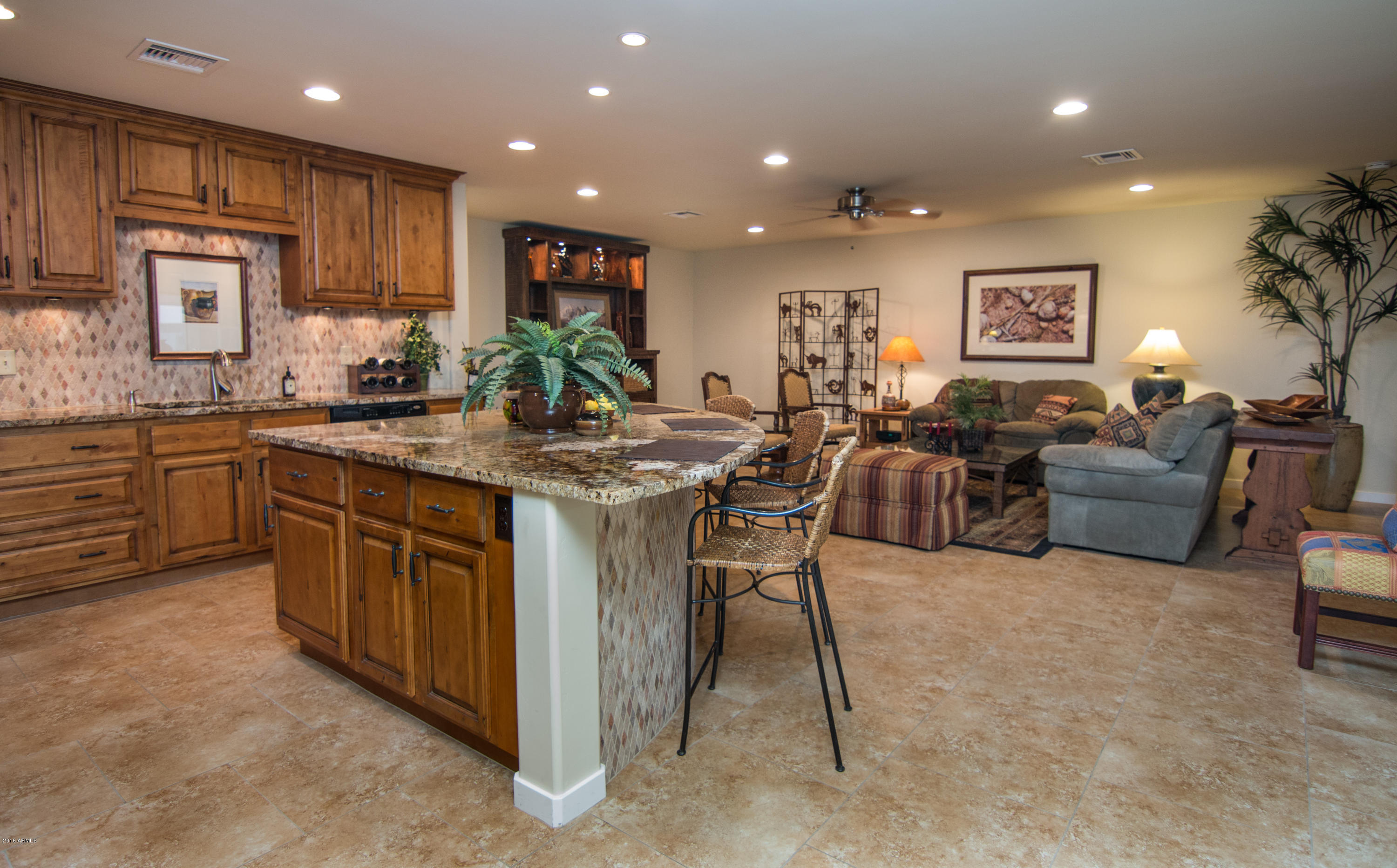 2167 East Willis Road Gilbert, AZ 85297 - Photo 6 of 79 IMG_8900