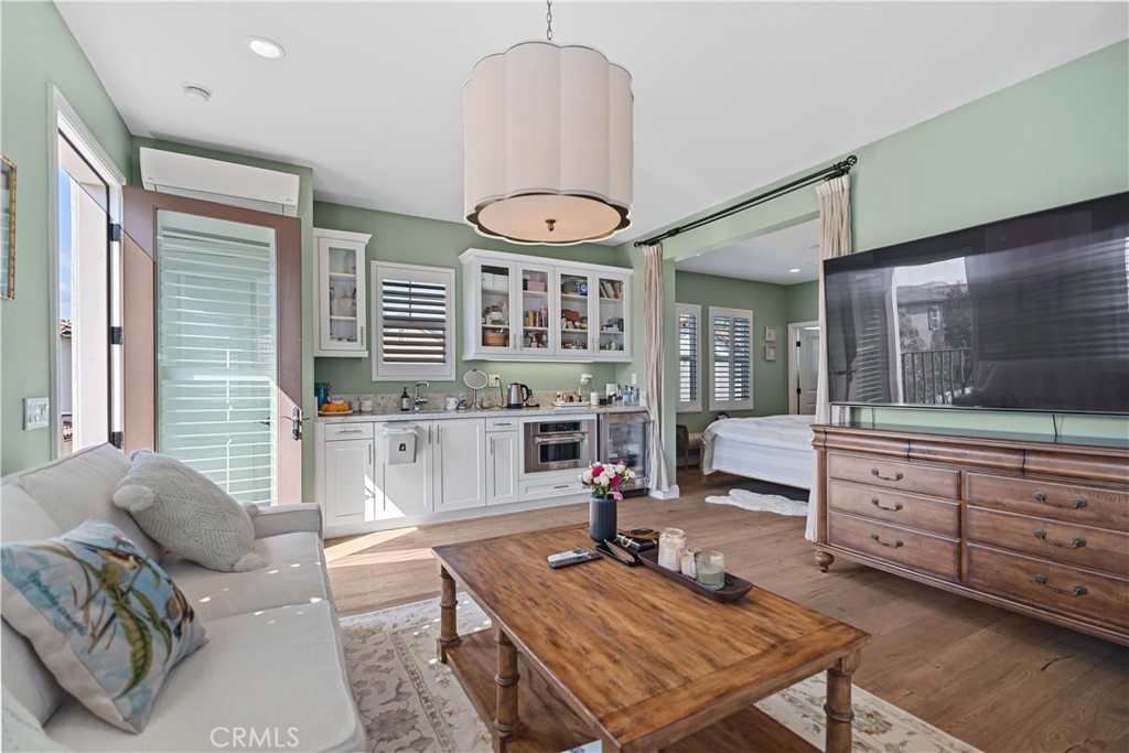220 Barnes Road Tustin, CA 92782 - Photo 21 of 22 Gallery Image 21