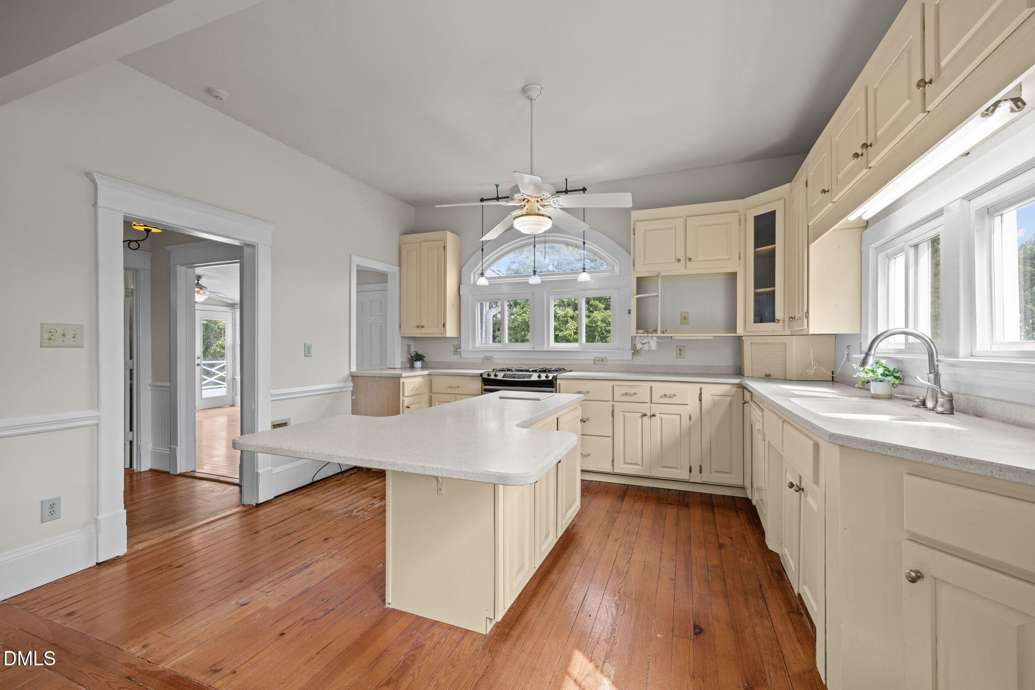 504 Parks Village Road Zebulon, NC 27597 - Photo 18 of 69 18-web-or-mls-5Z8A1383