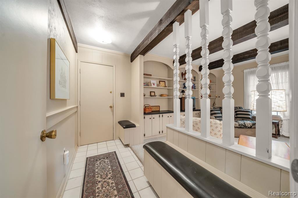 29958 Barwell Road Farmington Hills, MI 48334 - Photo 26 of 48