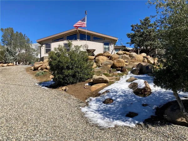 $399,000 | 9780 Fay Ranch Road, Weldon, CA 93283