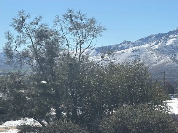 $399,000 | 9780 Fay Ranch Road, Weldon, CA 93283