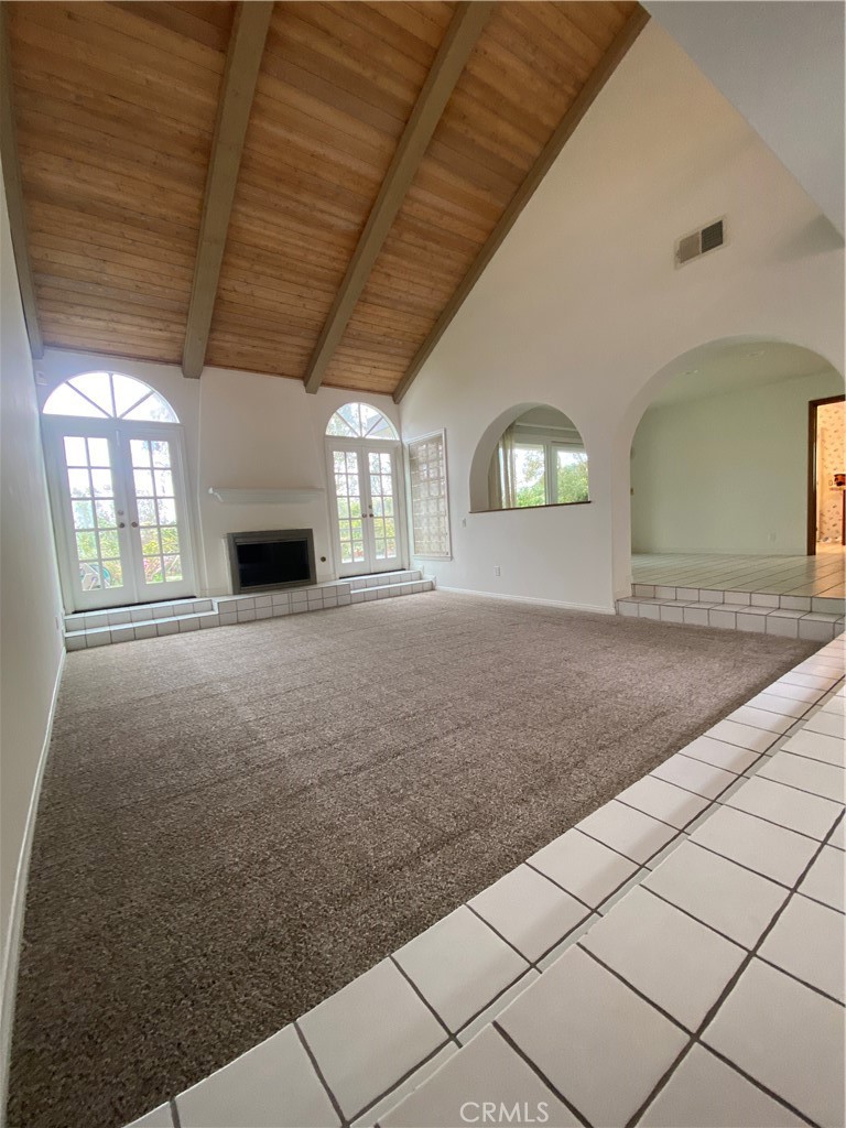 2 Cambridge Manhattan Beach, CA 90266 - Photo 3 of 18 a view of an empty room with a window