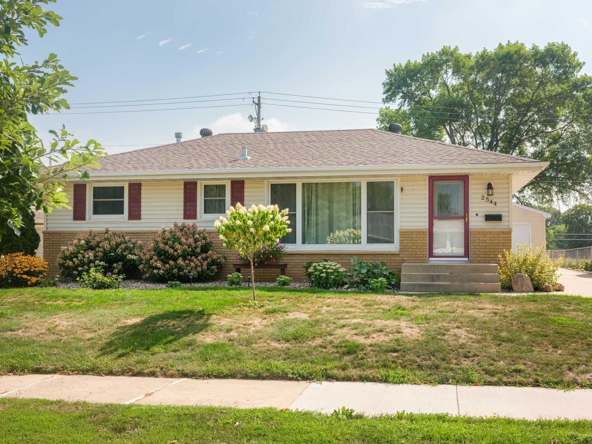 2544 11th Avenue Northwest Rochester, MN 55901 - Photo 1 of 1