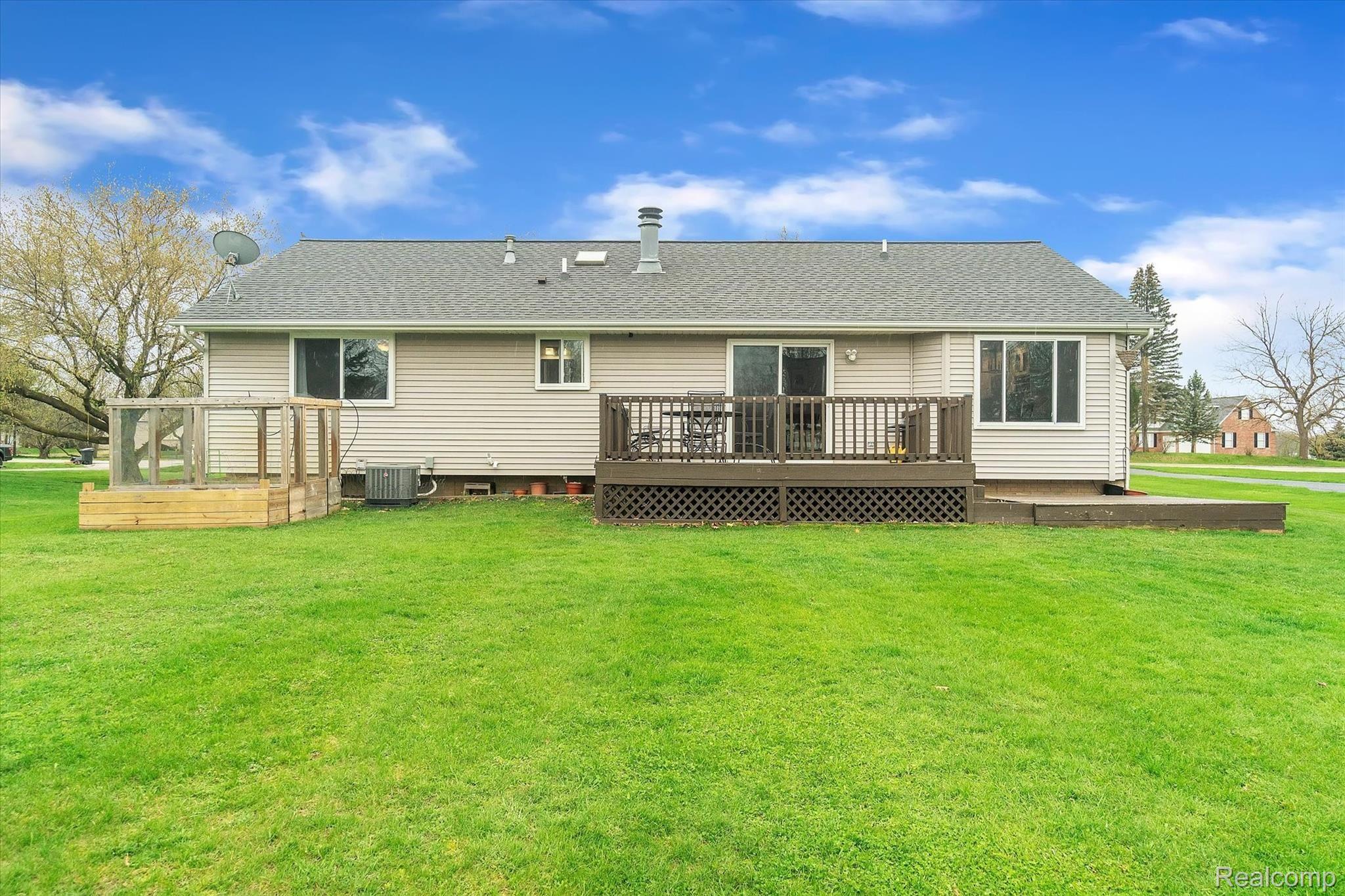 7264 Lobdell Road Linden, MI 48451 - Photo 6 of 41 08-7264-Lobdell-Rd-WindowStill-Real-Estate-Photography-8.jpg